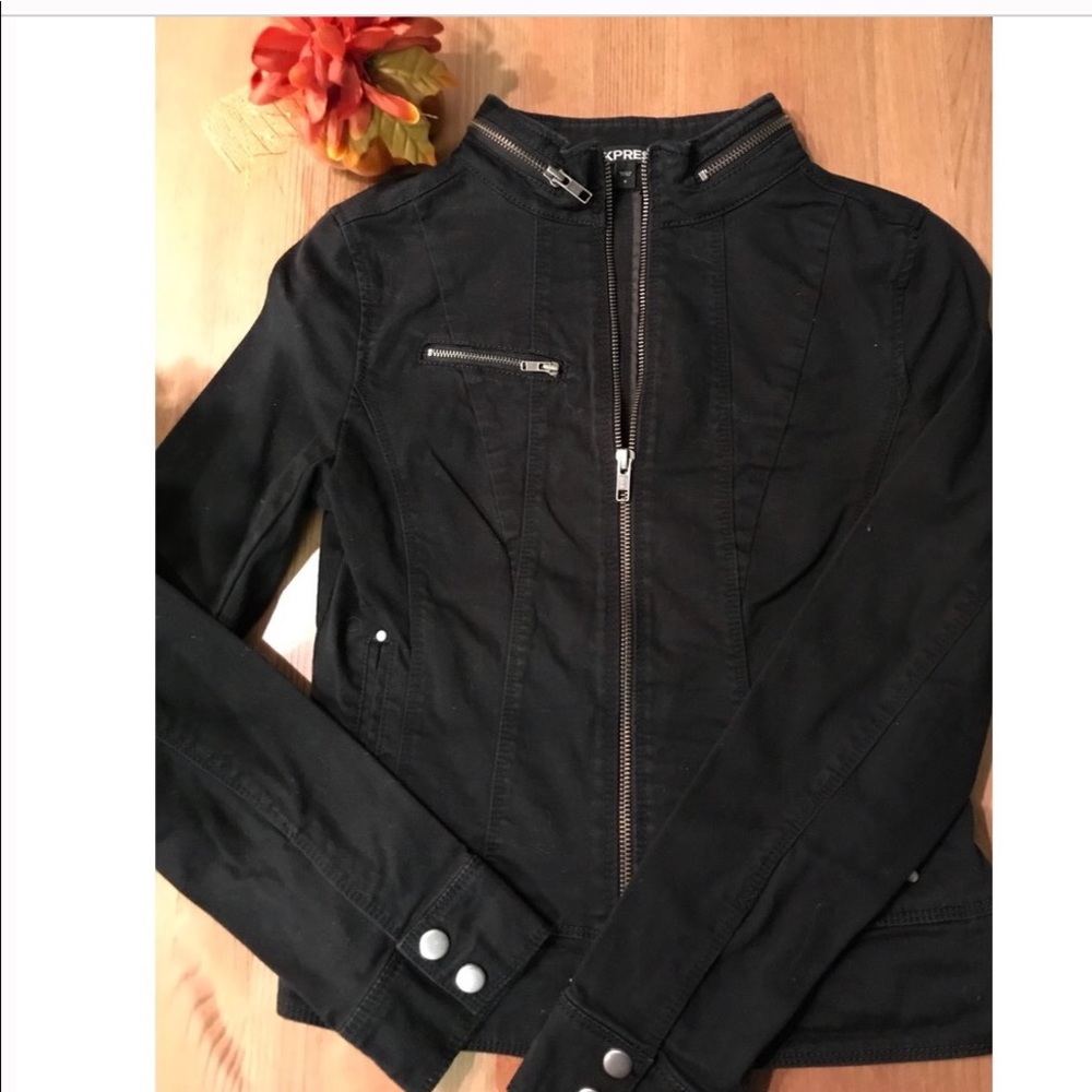 Express Moto Jacket. Fitted. ✨SALE !!✨